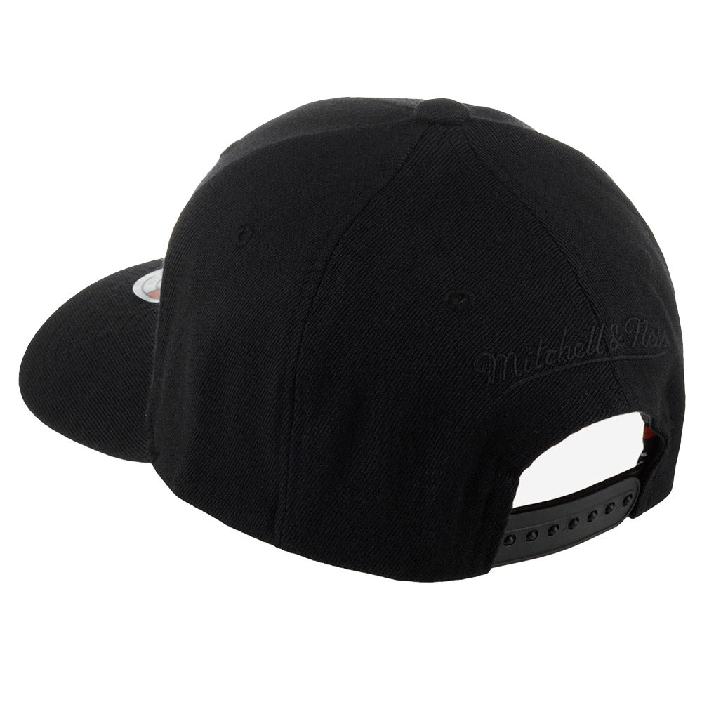 Mitchell & Ness - Milwaukee Bucks Stretch Snapback - Black