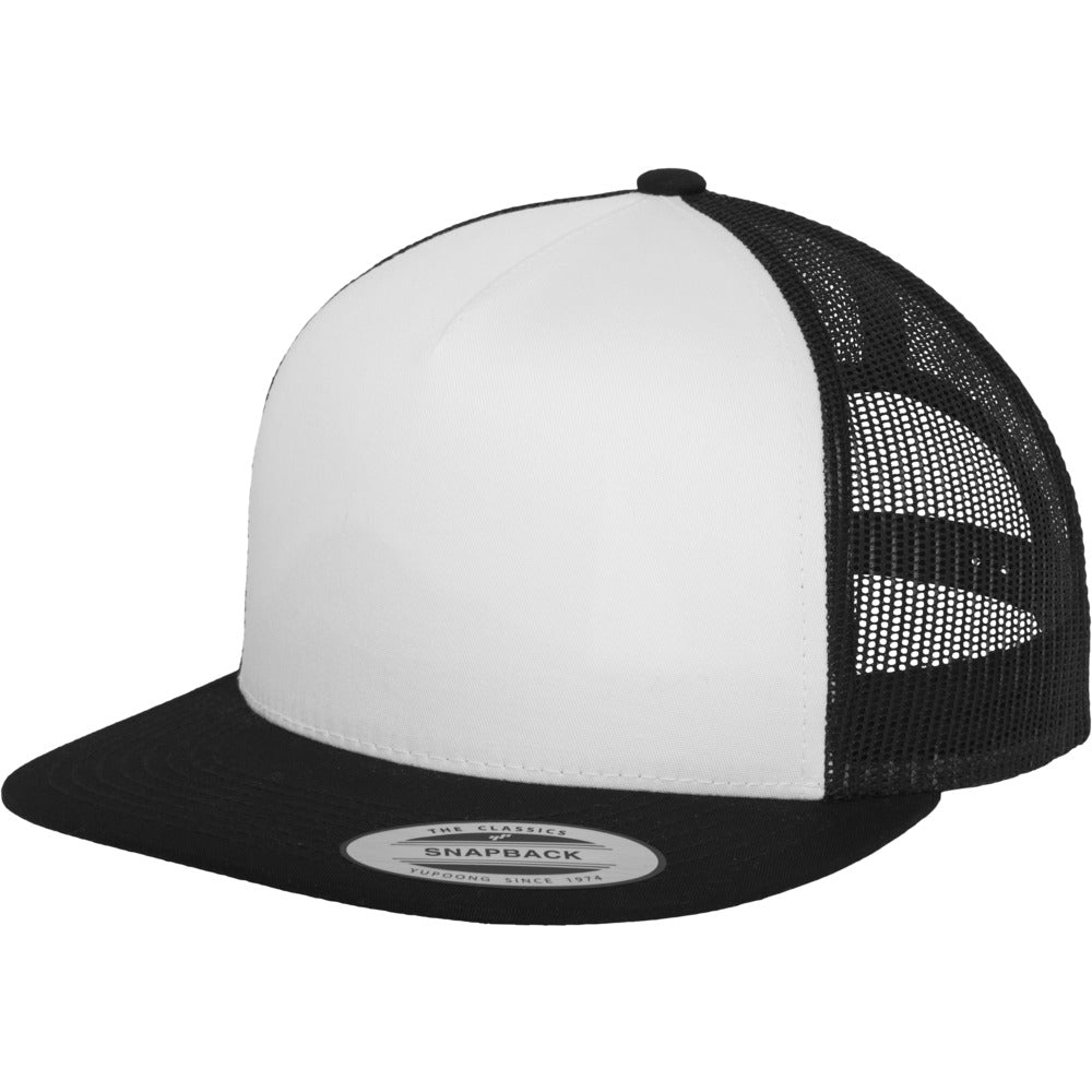 Yupoong - Flat Visor Trucker Cap - Black/White - capstore.dk