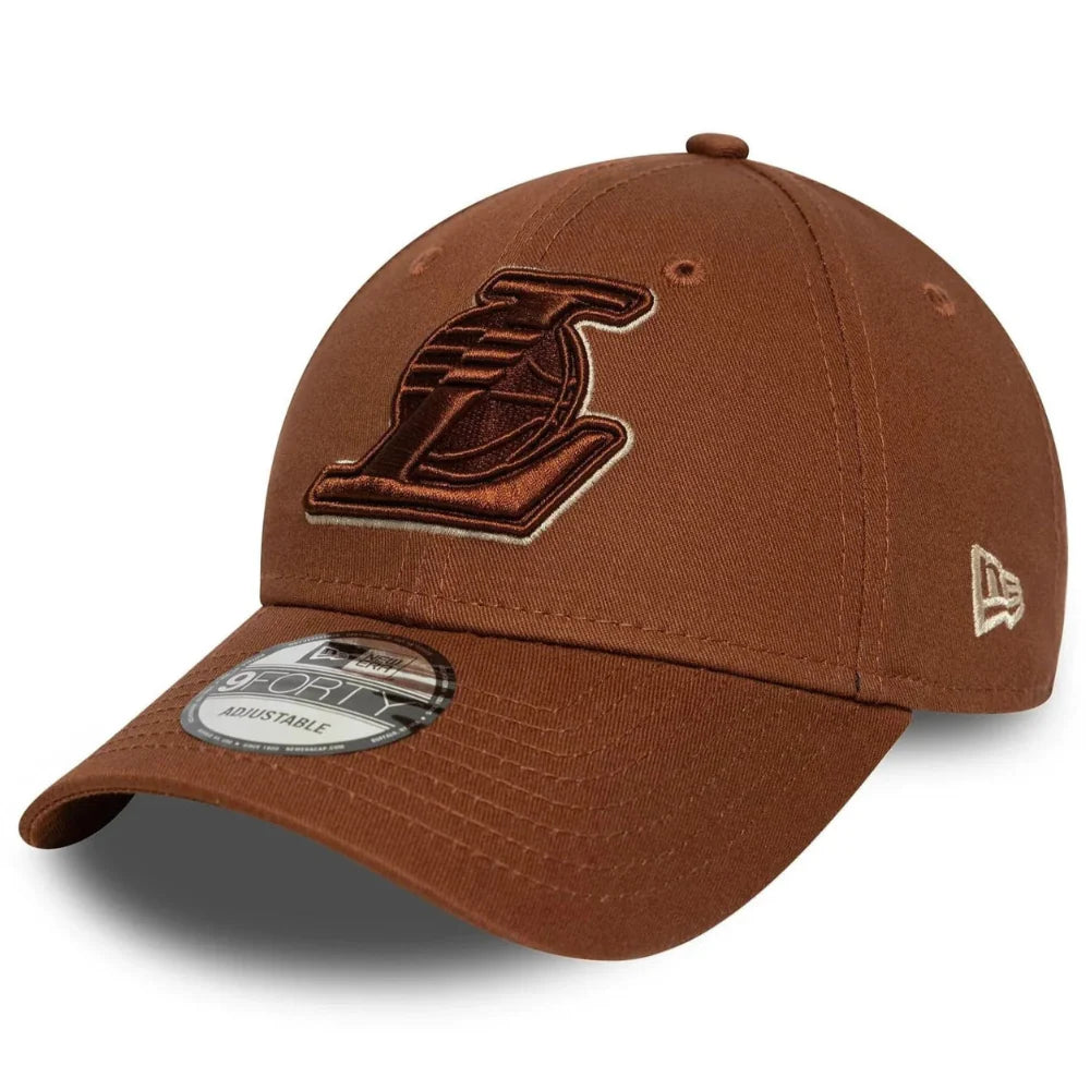 New Era - 9Forty Outline Los Angeles Lakers Cap - Brown