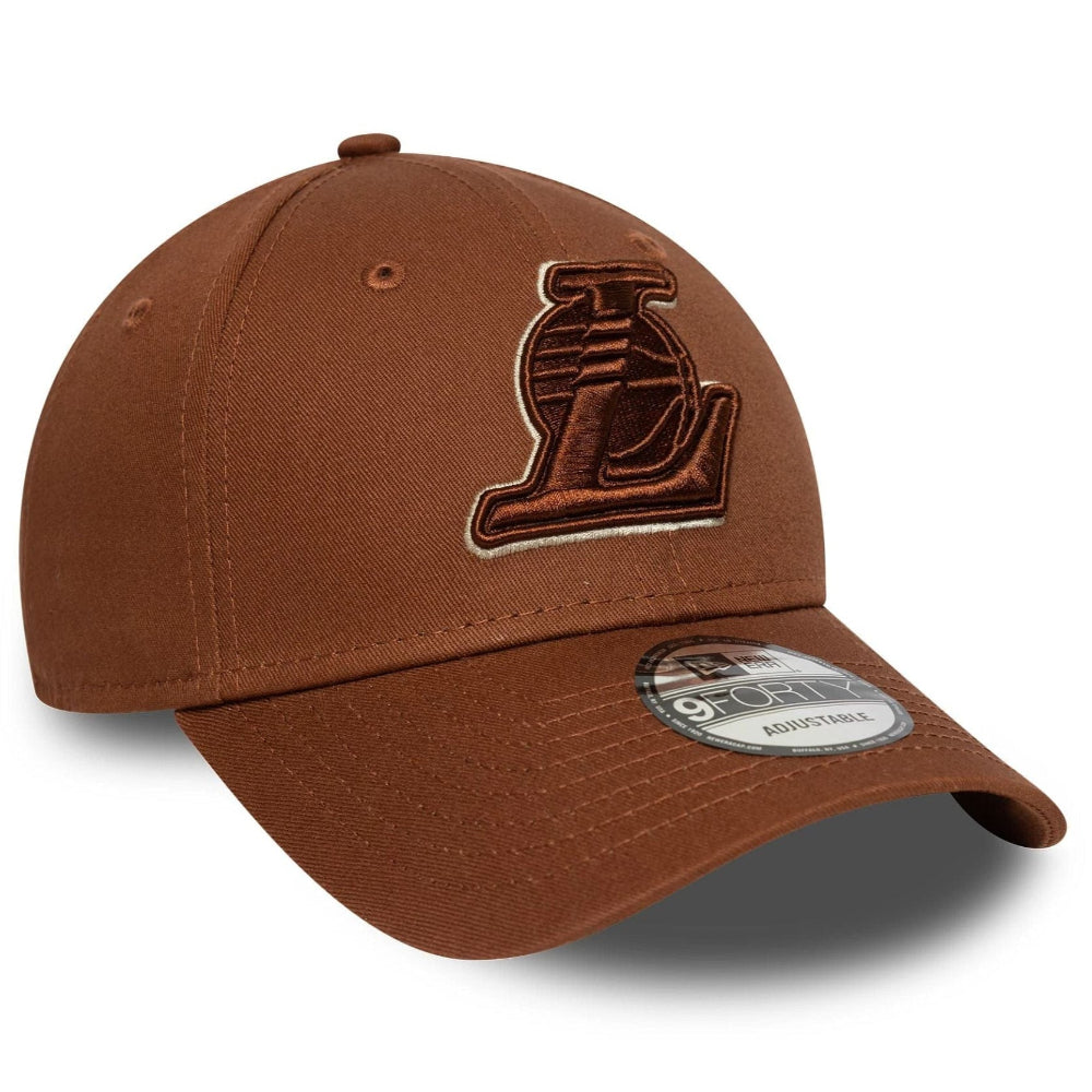 New Era - 9Forty Outline Los Angeles Lakers Cap - Brown