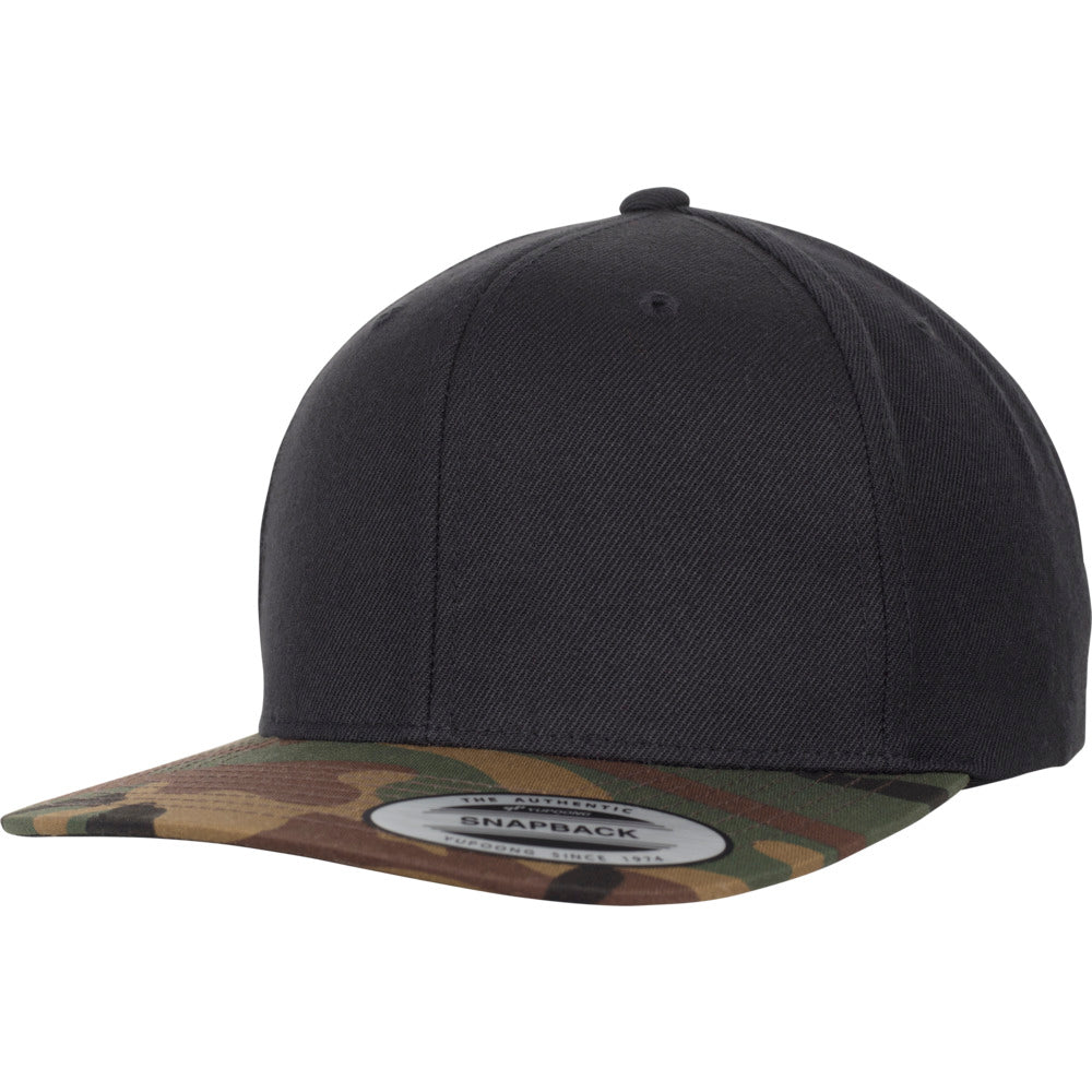 Yupoong - Snapback - Black/Green Camo - capstore.dk