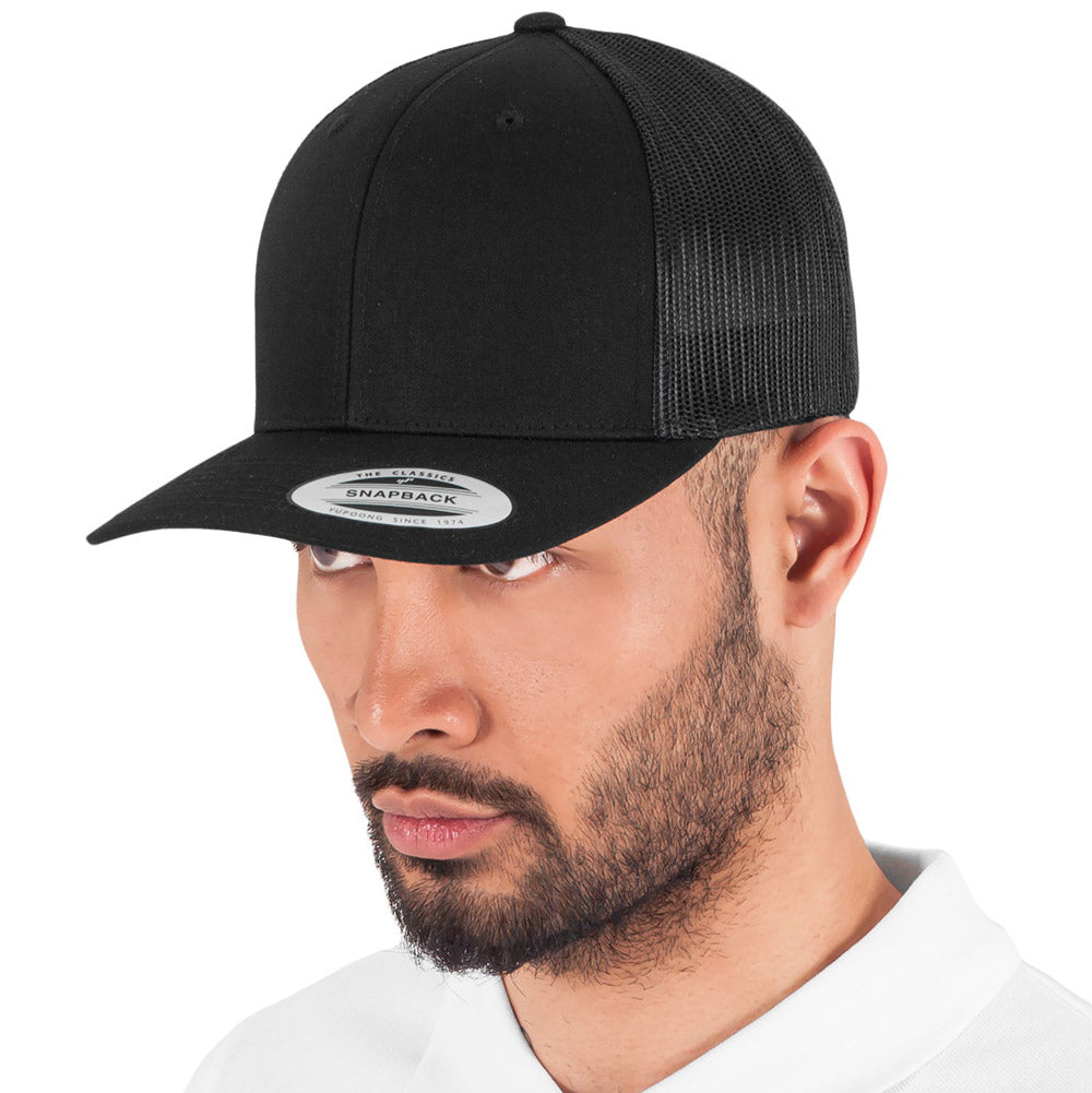 Yupoong - 6-Panel Trucker Cap - Black - capstore.dk