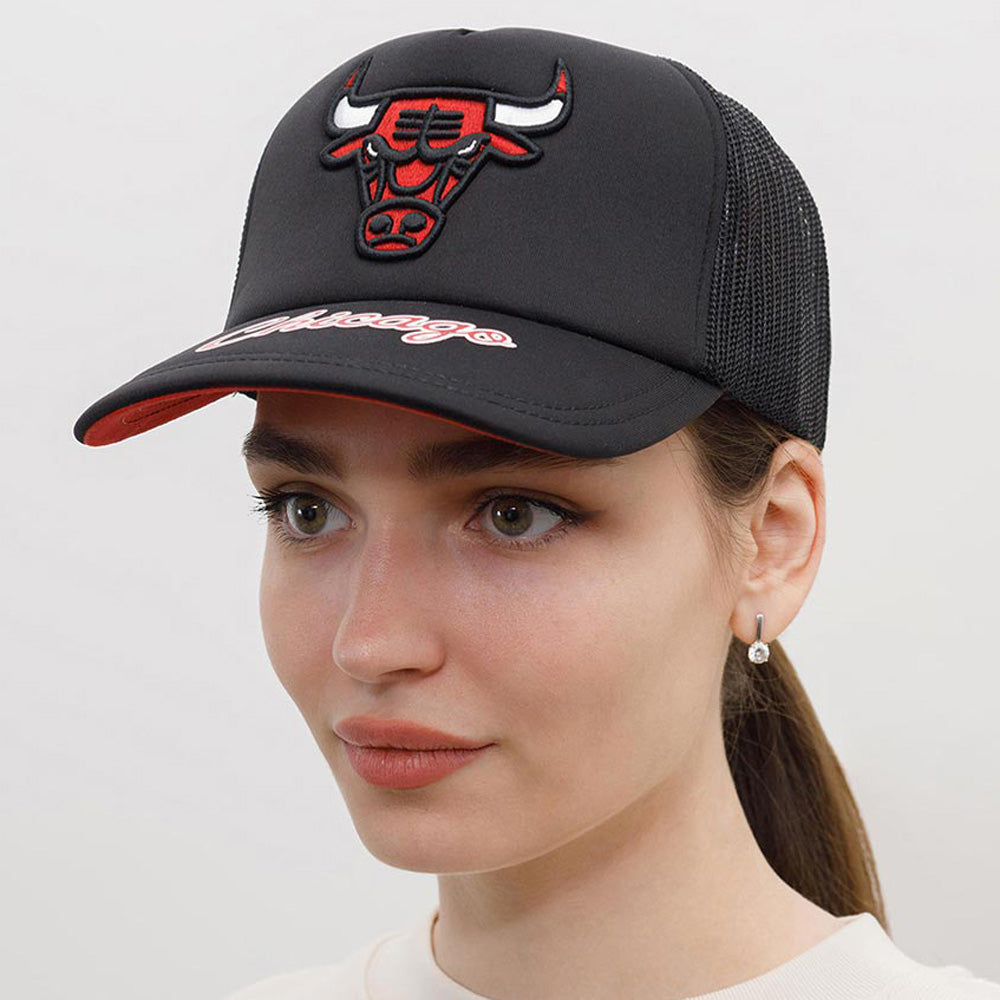 Mitchell & Ness - Chicago Bulls Trucker Cap - Black