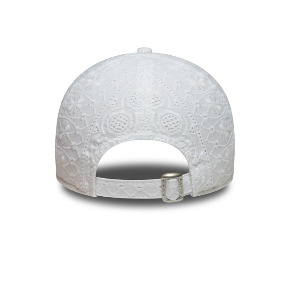 New Era - 9twenty New York Broderie Cap - White