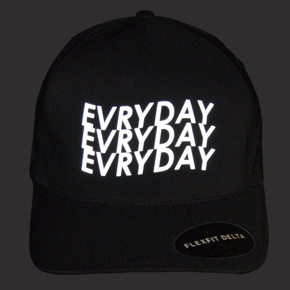 Evryday - Reflective Script Baseball Cap - Black - capstore.dk