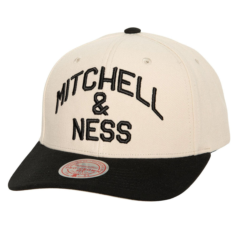 Mitchell & Ness - Branded Athletic Arch Pro Snapback - Off White/Black
